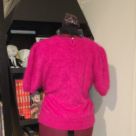 Vintage Pinup Sweater Girl HOT PINK Angora Sweater - Picture 4 of 5